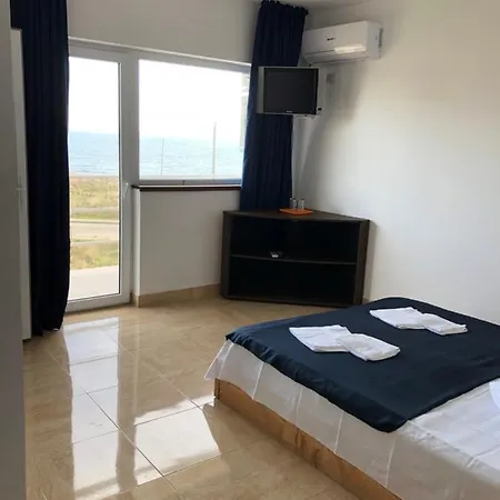 Autentic Boutikue Costinesti