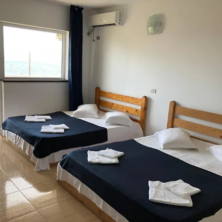 Hotel Autentic Boutikue 3*