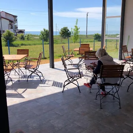 Autentic Boutikue Hotel 3*