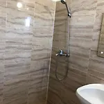 Autentic Boutikue Костинешти