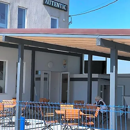 Autentic Boutikue