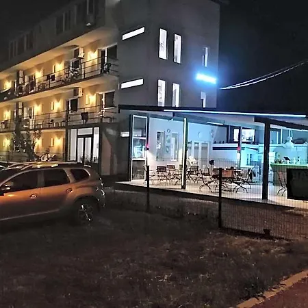 Hotel Autentic Boutikue 3*